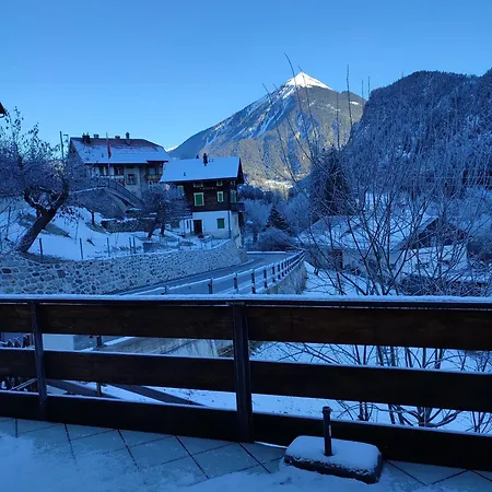 Haus Albula 1 Apartment