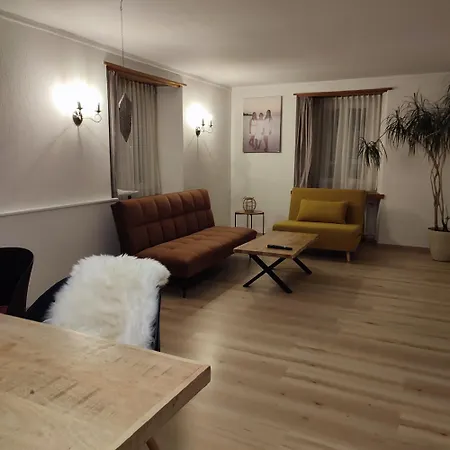 Haus Albula 1 *