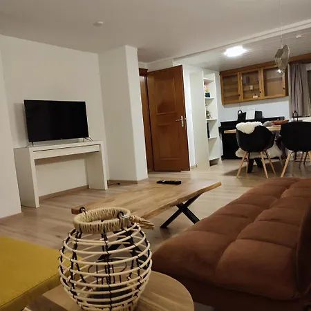 Haus Albula 1